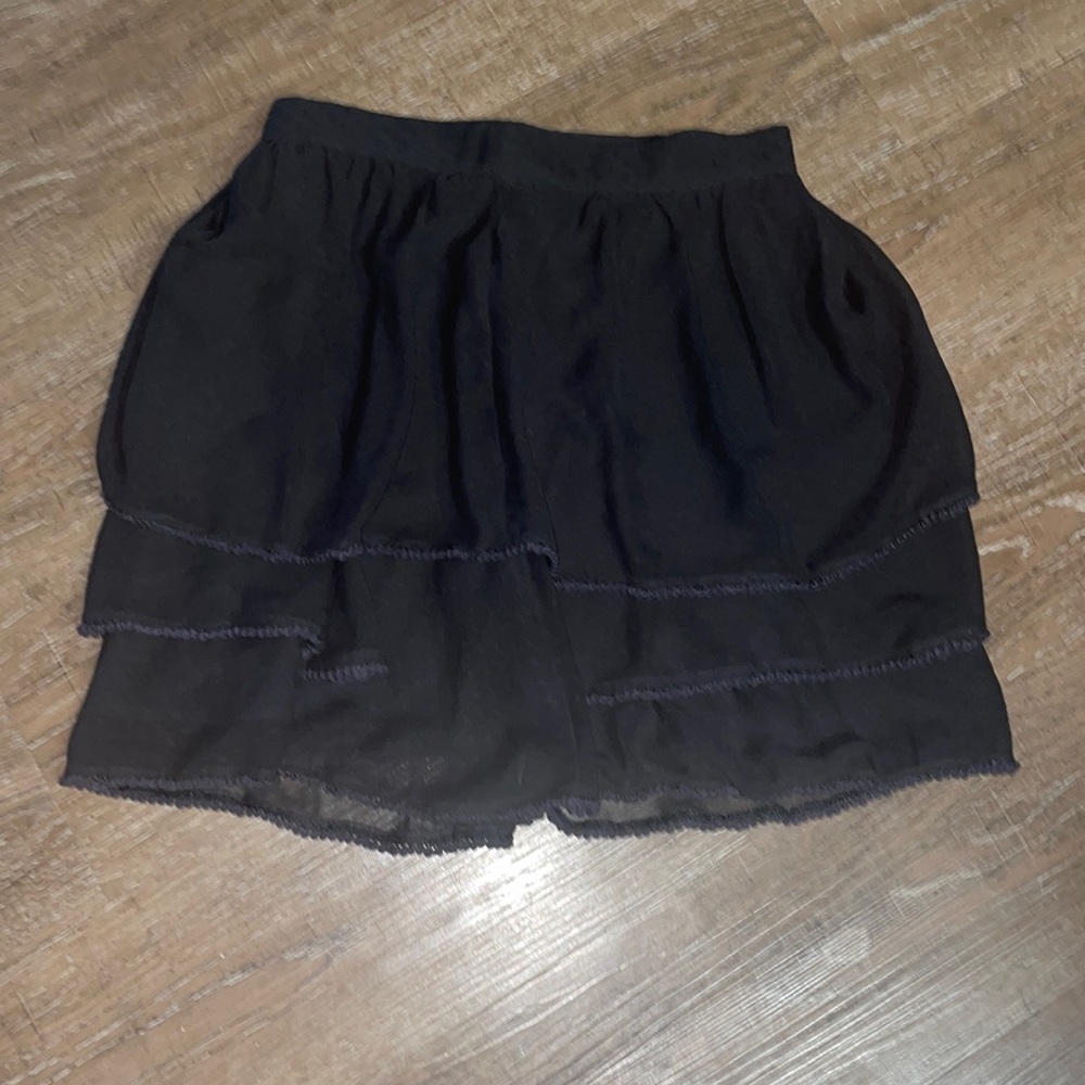NWT BCBG Women Black Skirt Size 4